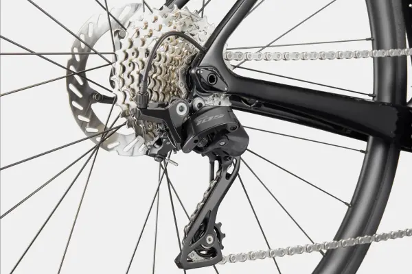 Cannondale SuperSix EVO 6 Karbon Yol Yarış Bisikleti Shimano 105 12 Vites Hidrolik Disk 54cm