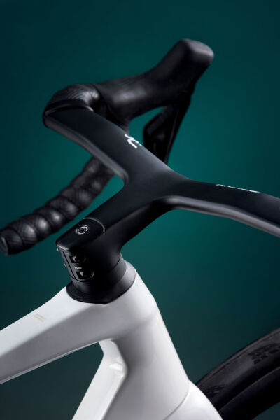 Bianchi Specialissima PRO Ultegra Di2 2x12 Karbon Yol Bisikleti 2027 53cm