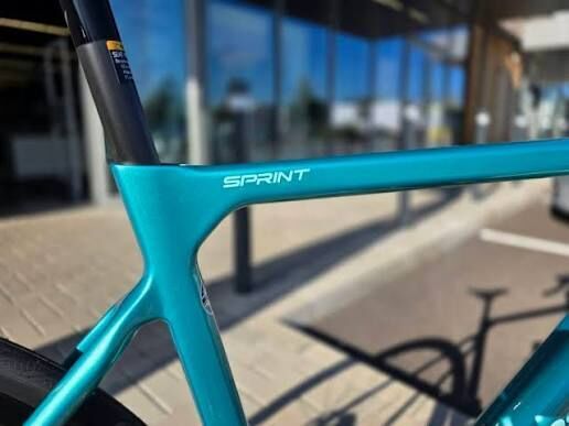 Bianchi Sprint ICR 105 Di2 12 Vites Karbon Yol Bisikleti 47cm