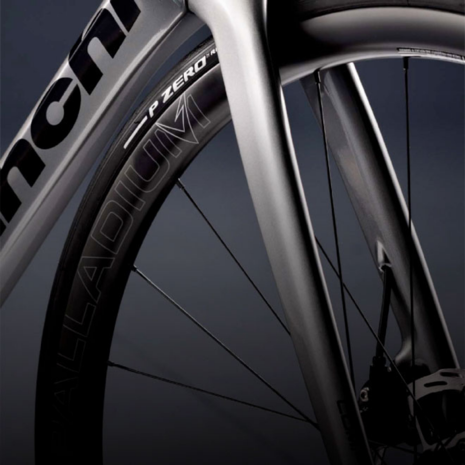 BIANCHI SPECIALISSIMA COMP ULTEGRA DI2 2X12VİTES YOL BİSİKLETİ (55)